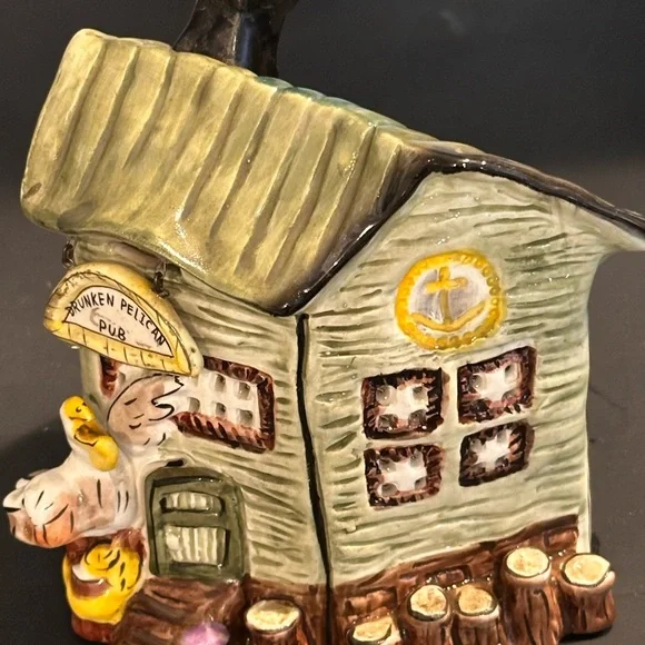 Drunken Pelican Pub Tea Light Holder - Picture 1 of 6